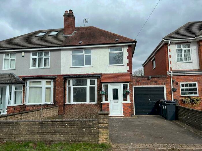 3 Bedroom Semi-Detached House To Rent In Scribers Lane, B28