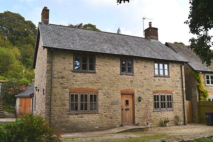3 Bedroom Detached House For Sale In Winterbourne Steepleton, Dorchester, DT2