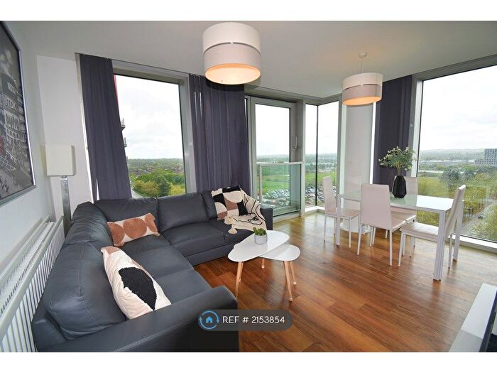 2 Bedroom Flat To Rent In Chelsea House, Milton Keynes, MK9