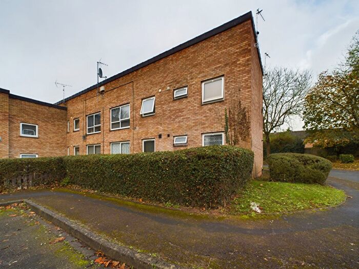 2 Bedroom Flat To Rent In Sherborne Close, Hereford, HR2