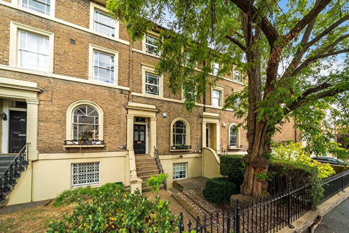 3 Bedroom Flat For Sale In Dacre Park, Lewisham, London, SE13