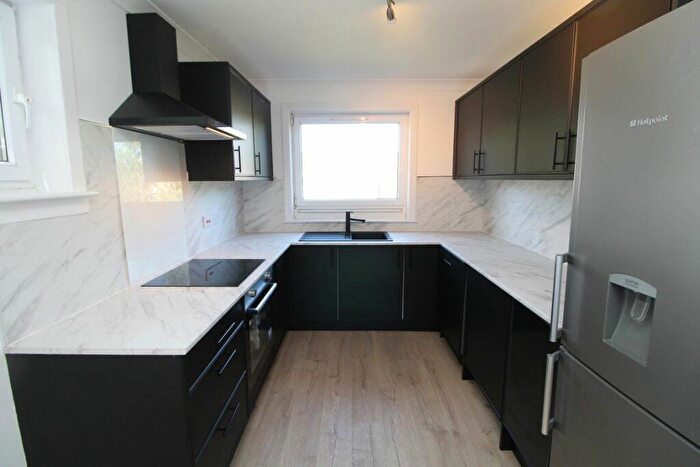 2 Bedroom Flat To Rent In Charles Avenue, Renfrew, PA4