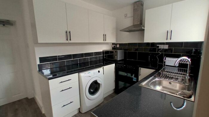 6 Bedroom House Of Multiple Occupation To Rent In Gracedieu Road, Loughborough, LE11