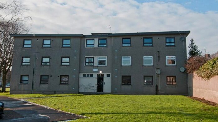 4 Bedroom Flat To Rent In Chapelle Crescent, Alloa, FK13