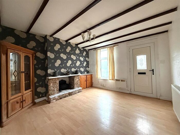 2 Bedroom End Of Terrace House To Rent In Speedwell Place, Worksop, S80