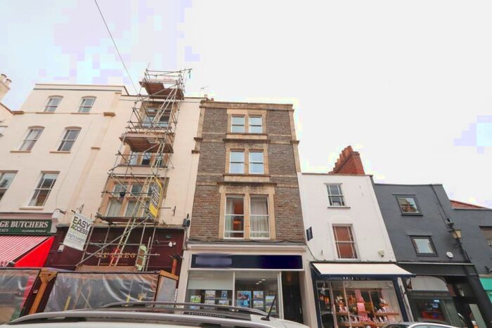 4 Bedroom Flat To Rent In The Mall, Bristol, BS8