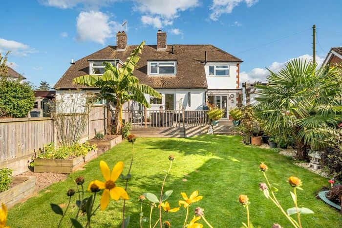 3 Bedroom Semi-Detached House For Sale In Orchard Drive, Wye, Ashford, TN25