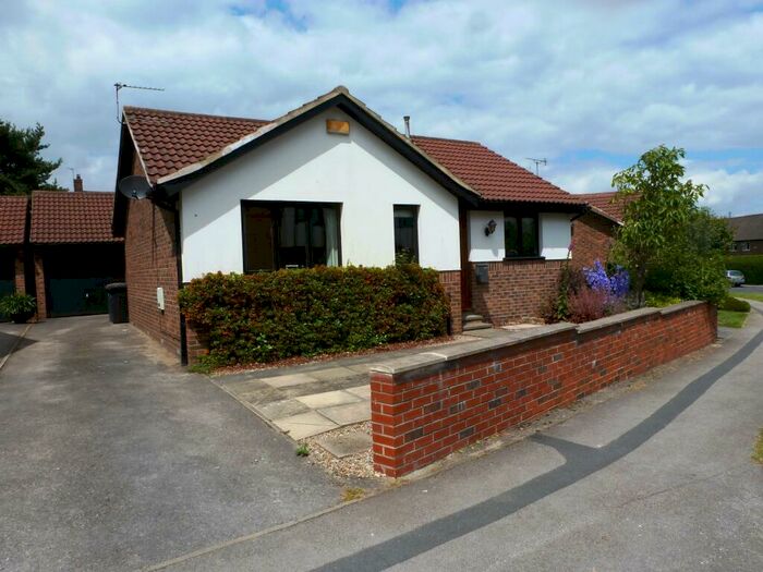 2 Bedroom Bungalow To Rent In Arthurs Avenue, Harrogate, HG2