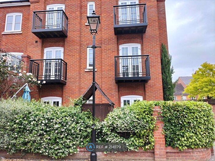 2 Bedroom Flat To Rent In Marlow, Marlow, SL7