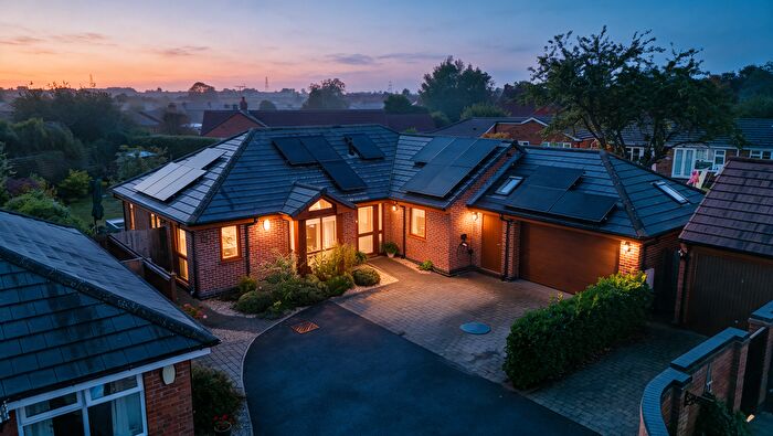 3 Bedroom Bungalow For Sale In Bramble Close, Long Bennington, Newark, Nottinghamshire, NG23