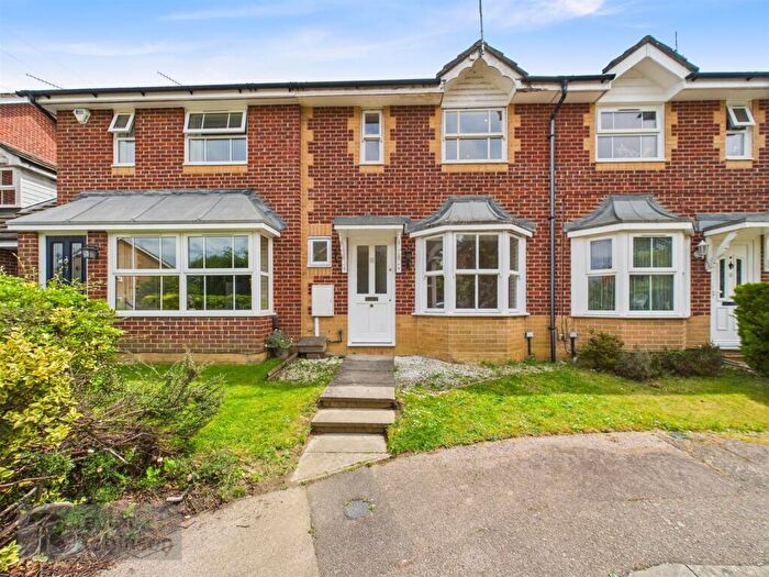 2 Bedroom Terraced House To Rent In Wheeler Road, Maidenbower, RH10