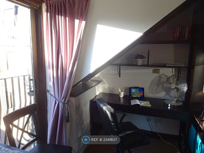 1 Bedroom Flat To Rent In Coltbridge Avenue, Edinburgh, EH12