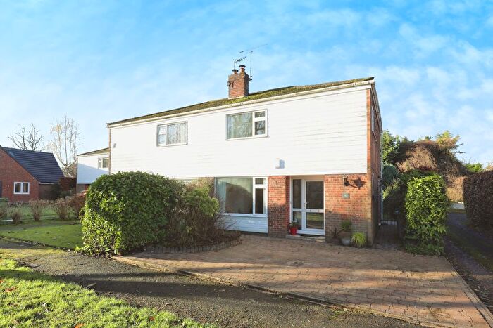 3 Bedroom Semi-Detached House For Sale In Sharston Crescent, Knutsford, Cheshire, WA16