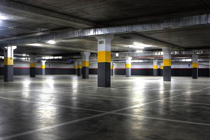 Garage / Parking To Rent In Adams Walk, Nottingham, NG1