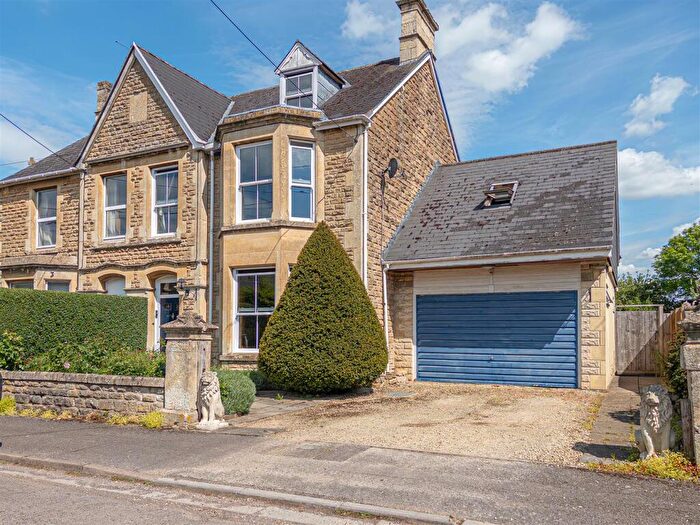 7 Bedroom Semi-Detached House For Sale In West End, Melksham, SN12