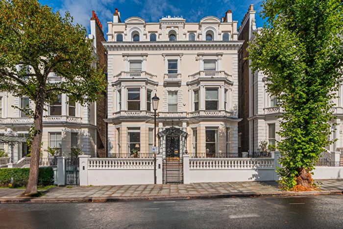5 Bedroom Flat For Sale In Holland Park, Holland Park, London, W11