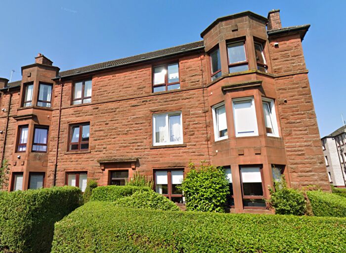 2 Bedroom Flat To Rent In Gadie Street, Glasgow, G33