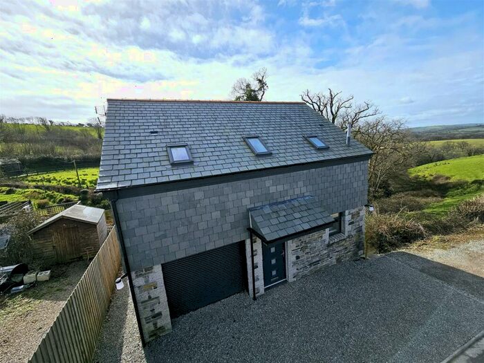3 Bedroom House For Sale In Langore, Near Launceston, PL15