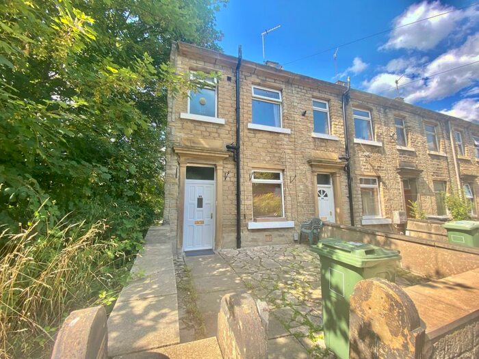 1 Bedroom End Of Terrace House To Rent In Whitehead Lane, Huddersfield, HD4