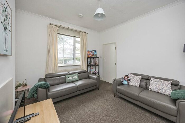 4 Bedroom Terraced House To Rent In Coombe Road, Brighton, BN2