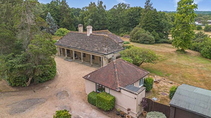 4 Bedroom Detached House For Sale In London Road, Felbridge, East Grinstead, Surrey, RH19