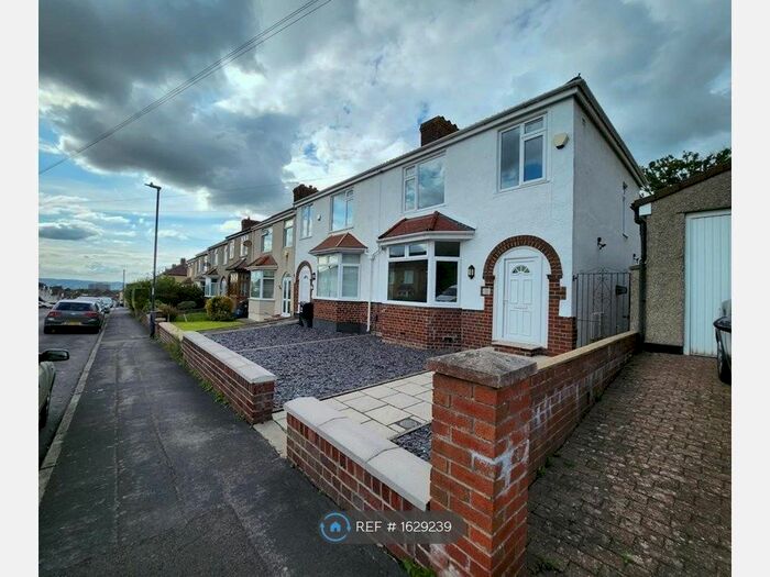 3 Bedroom Semi-Detached House To Rent In Elton Road, Bristol, BS15