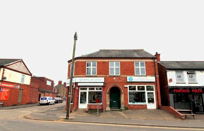 3 Bedroom Flat To Rent In Wellingborough Road, Finedon, Wellingborough, NN9