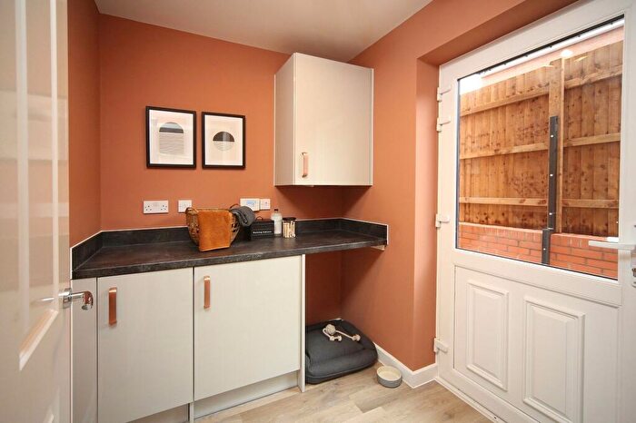 4 Bedroom Detached House For Sale In Lockheed Close, Beck Row, IP28