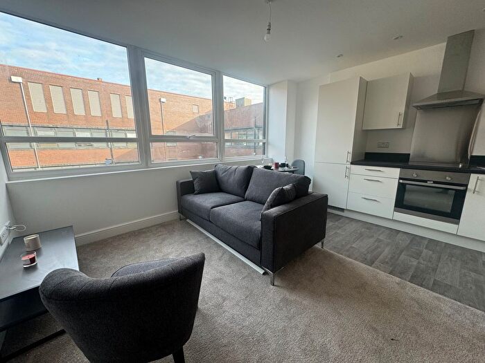 1 Bedroom Flat To Rent In Fowler Road, Aylesbury, HP19