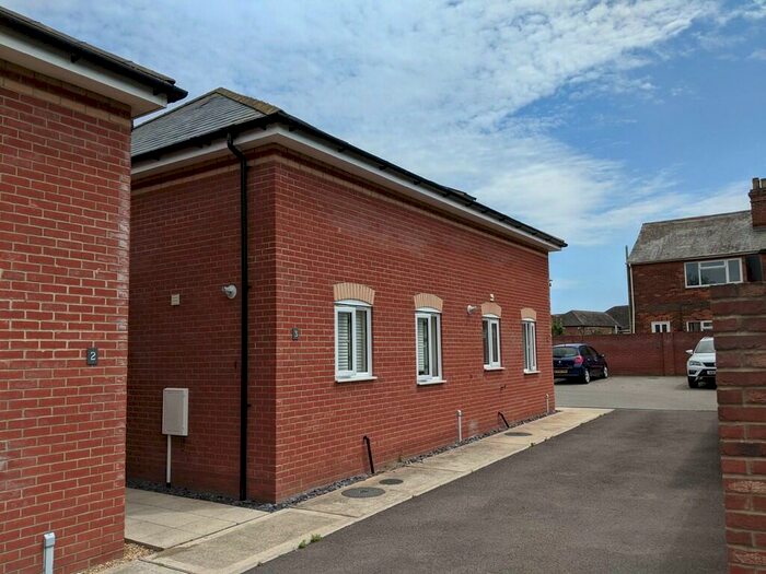 3 Bedroom Semi-Detached House To Rent In Neave Place, Leiston, IP16