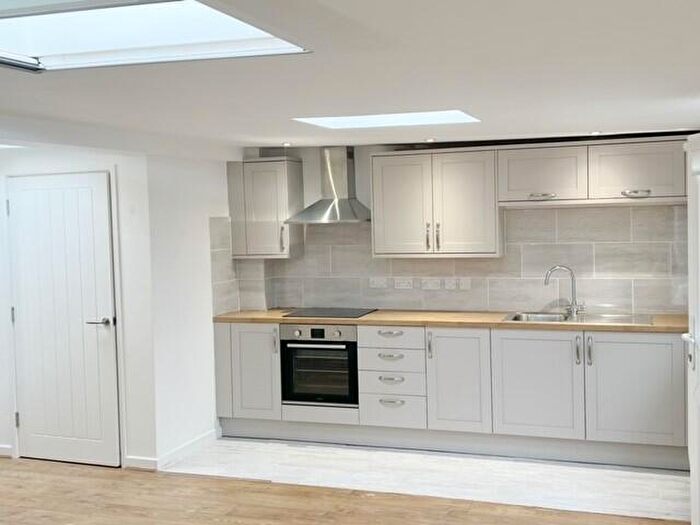 1 Bedroom Apartment To Rent In High Street, Cricklade, SN6