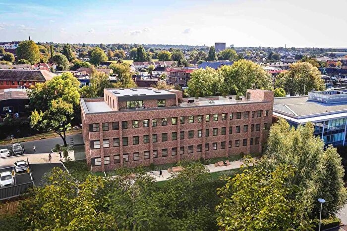 1 Bedroom Flat For Sale In Dolphin Bridge House, London, Uxbridge, UB8