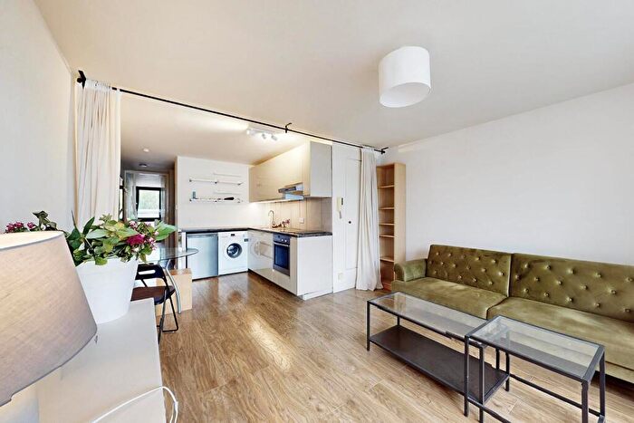 1 Bedroom Apartment To Rent In St. Pauls Crescent, London, NW1