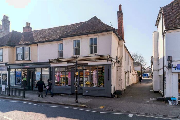 3 Bedroom Flat To Rent In High Street, Dunmow, Essex, CM6