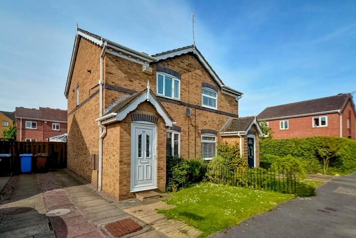2 Bedroom Semi-Detached House To Rent In Hales Entry, Hull, HU9