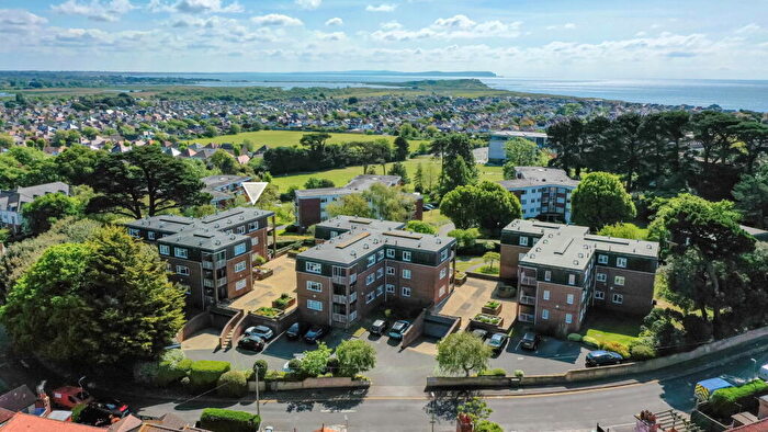 2 Bedroom Apartment To Rent In Belle Vue Crescent, Southbourne, Bournemouth, Dorset, BH6
