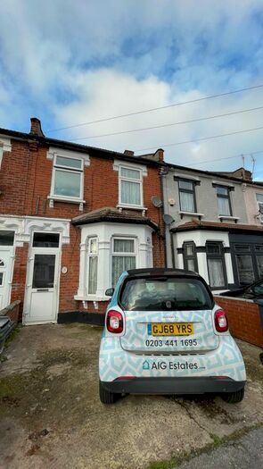 4 Bedroom Terraced House To Rent In Kingston Road, Ilford, IG1