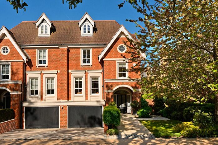5 Bedroom Semi-detached House For Sale In Wootton Place, Esher, Surrey, KT10