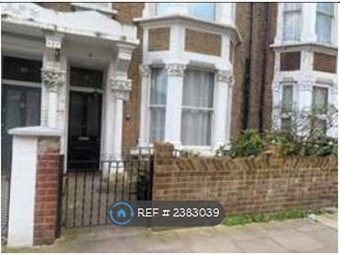 2 Bedroom Flat To Rent In Fermoy Road, London, W9