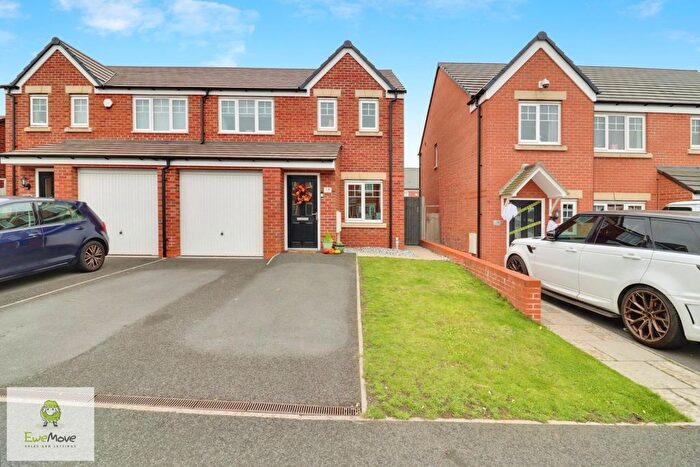 3 Bedroom Semi-Detached House For Sale In Bunting Way, Norton Canes, Cannock, Staffordshire, WS11