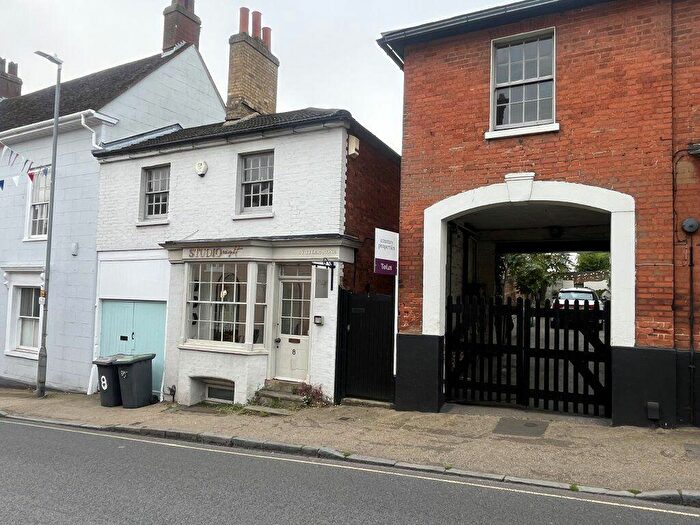 2 Bedroom Apartment To Rent In Woburn Street, Ampthill, Bedford, MK45