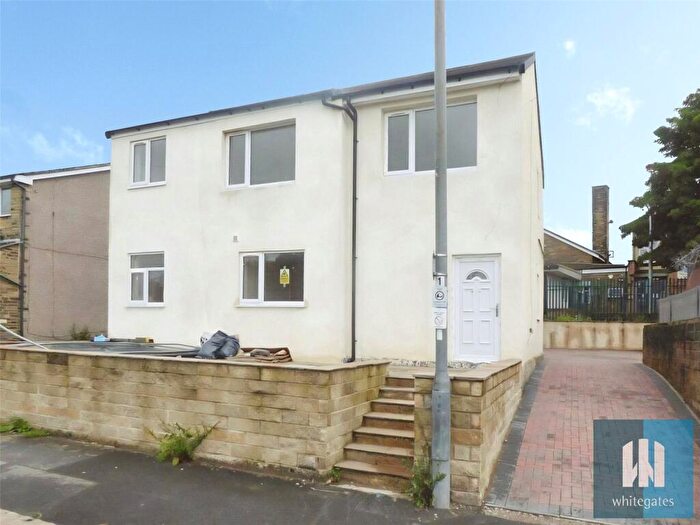 2 Bedroom Apartment To Rent In Ling Bob, Halifax, HX2