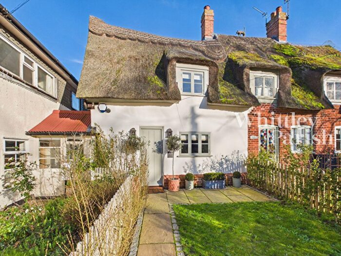 2 Bedroom Cottage For Sale In Norwich Road, Dickleburgh, IP21