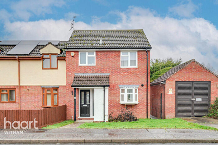 2 Bedroom End Of Terrace House For Sale In Pennyroyal Crescent, Witham, CM8