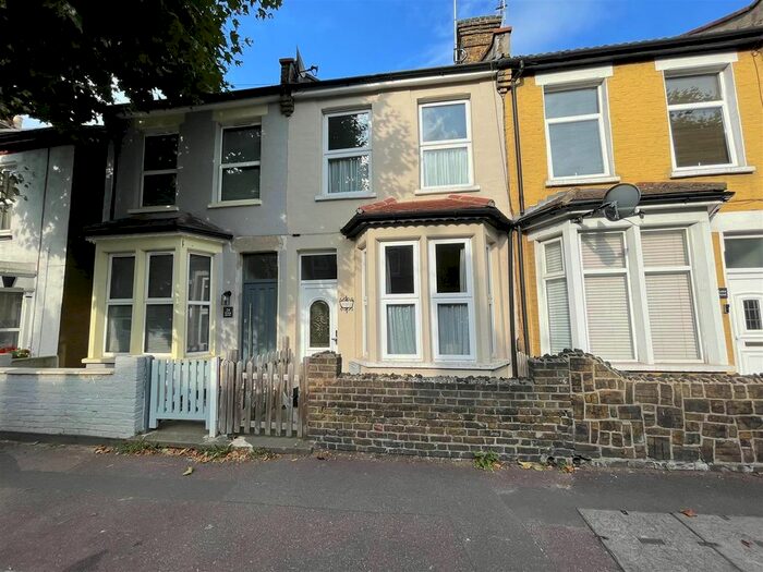 3 Bedroom Terraced House To Rent In Tudor Road, Westcliff-On-Sea, SS0