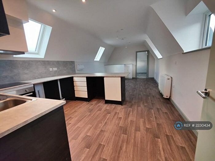 1 Bedroom Flat To Rent In Ashley Road, Poole, BH14