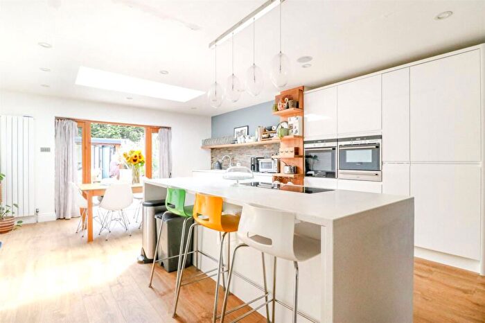 5 Bedroom Semi-Detached House For Sale In Carnarvon Avenue, Enfield, EN1
