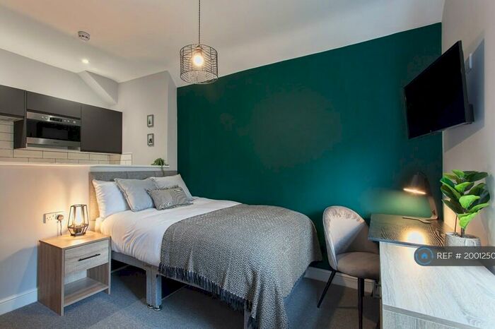 Studio To Rent In Vicarage Avenue, Derby, DE23