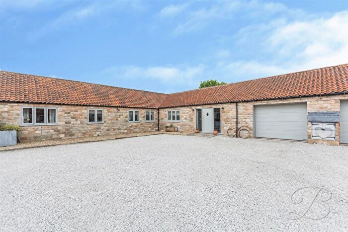 4 Bedroom Barn Conversion For Sale In Park Hall Farm, Mansfield Woodhouse, Mansfield, NG19