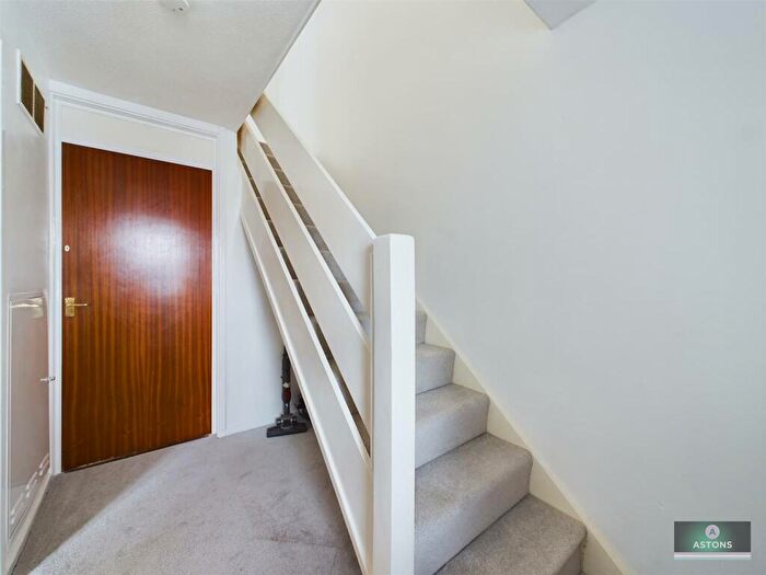 3 Bedroom Terraced House For Sale In Cuckfield Close, Bewbush, RH11